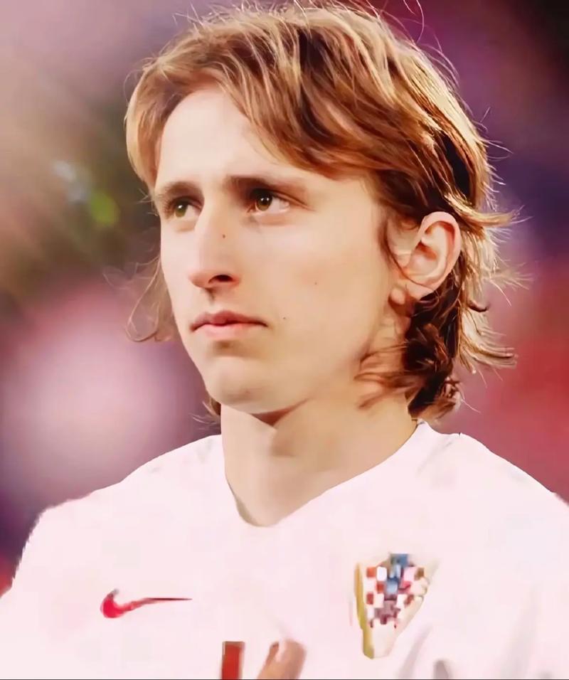 韩淼雨第十二届全国残疾人运动会举重赛场夺双金