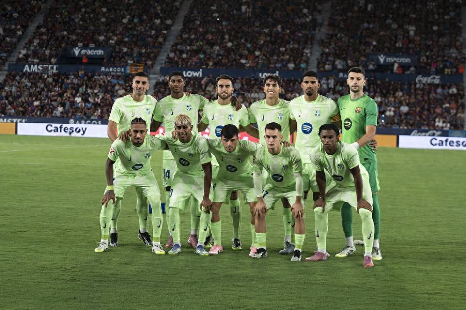 半场战报：热刺1-0哥本哈根，布伦南-约翰逊破门